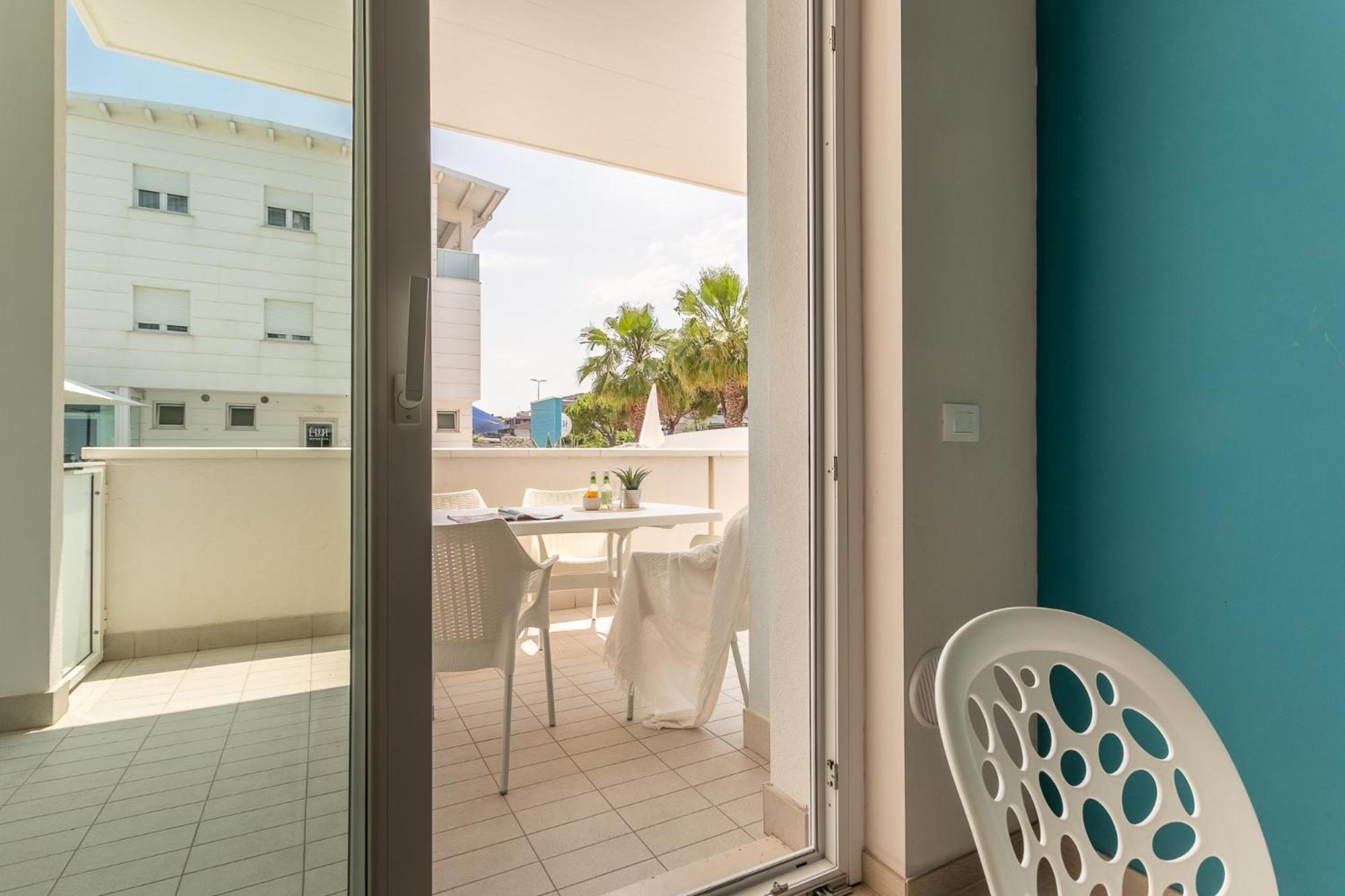 Case Vacanze Blue Bay Resort Розето-дельи-Абруцци Экстерьер фото